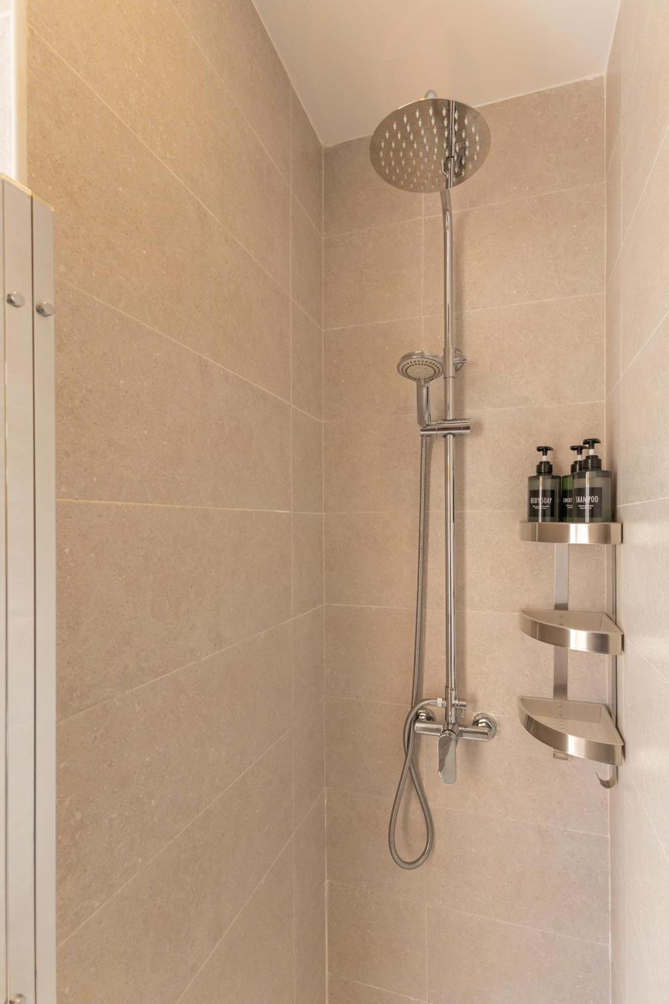 Charming 2 Bedroom Apartment At Iconic Triana Neighborhood By Ocityzen إشبيلية المظهر الخارجي الصورة