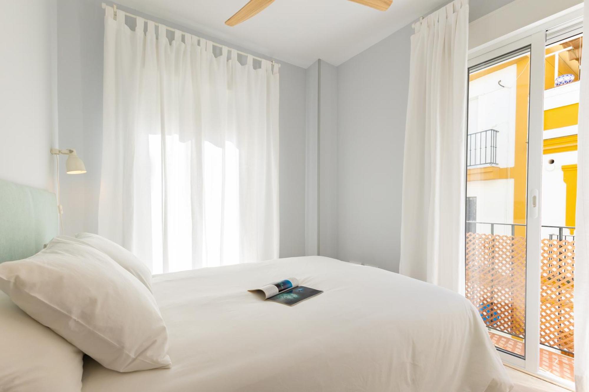 Charming 2 Bedroom Apartment At Iconic Triana Neighborhood By Ocityzen إشبيلية المظهر الخارجي الصورة