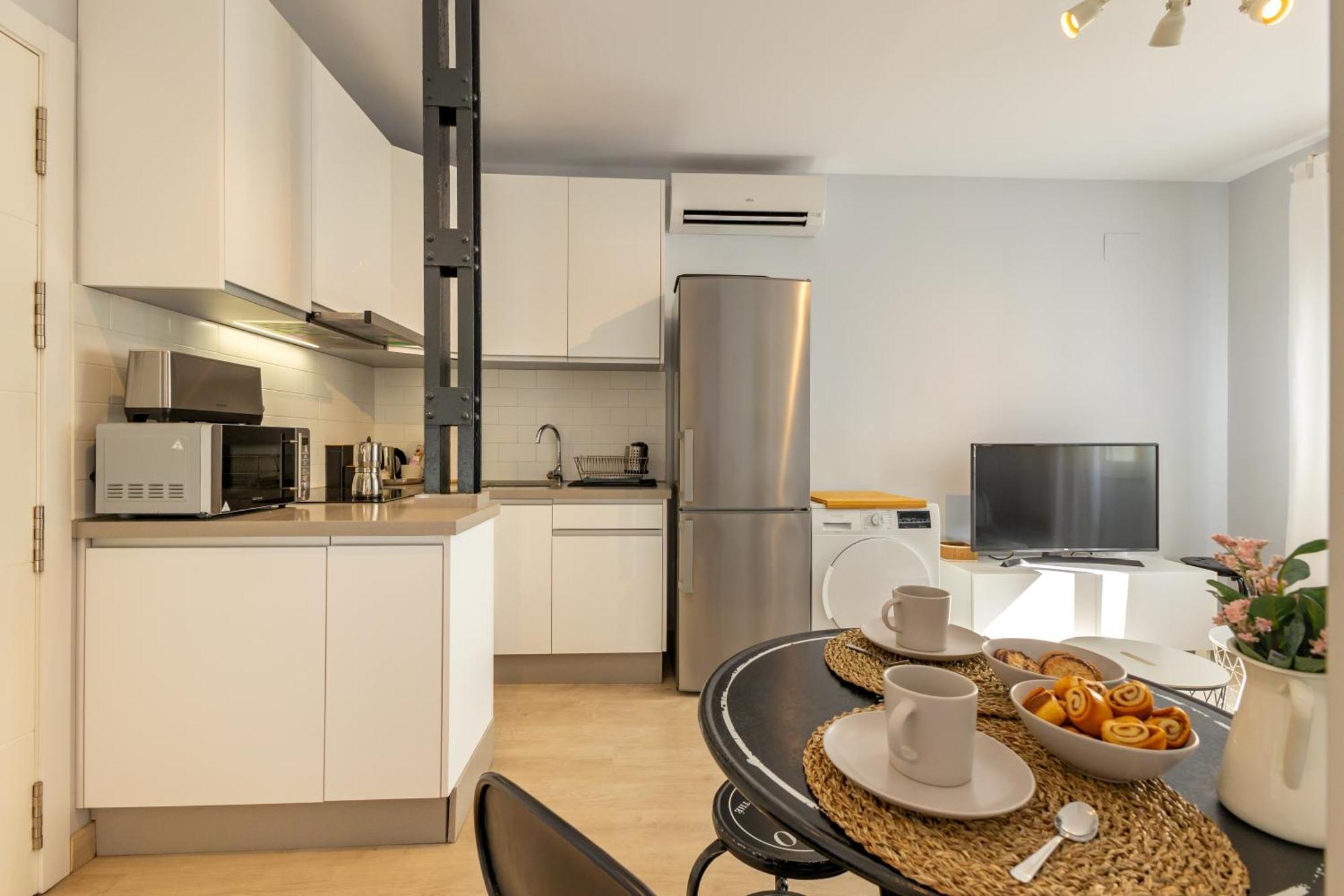 Charming 2 Bedroom Apartment At Iconic Triana Neighborhood By Ocityzen إشبيلية المظهر الخارجي الصورة
